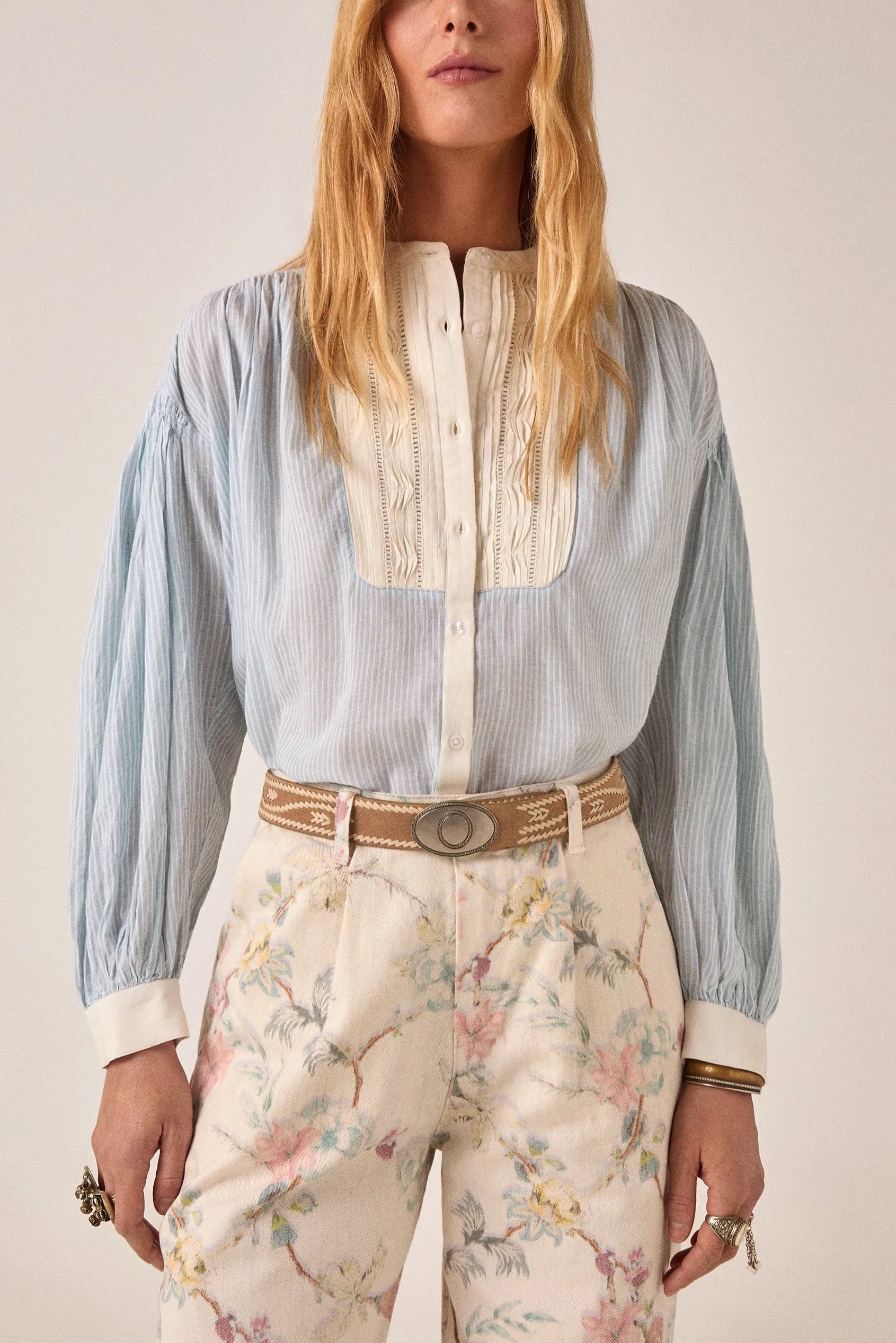 Maison Hotel Maree Bonifacio Blouse