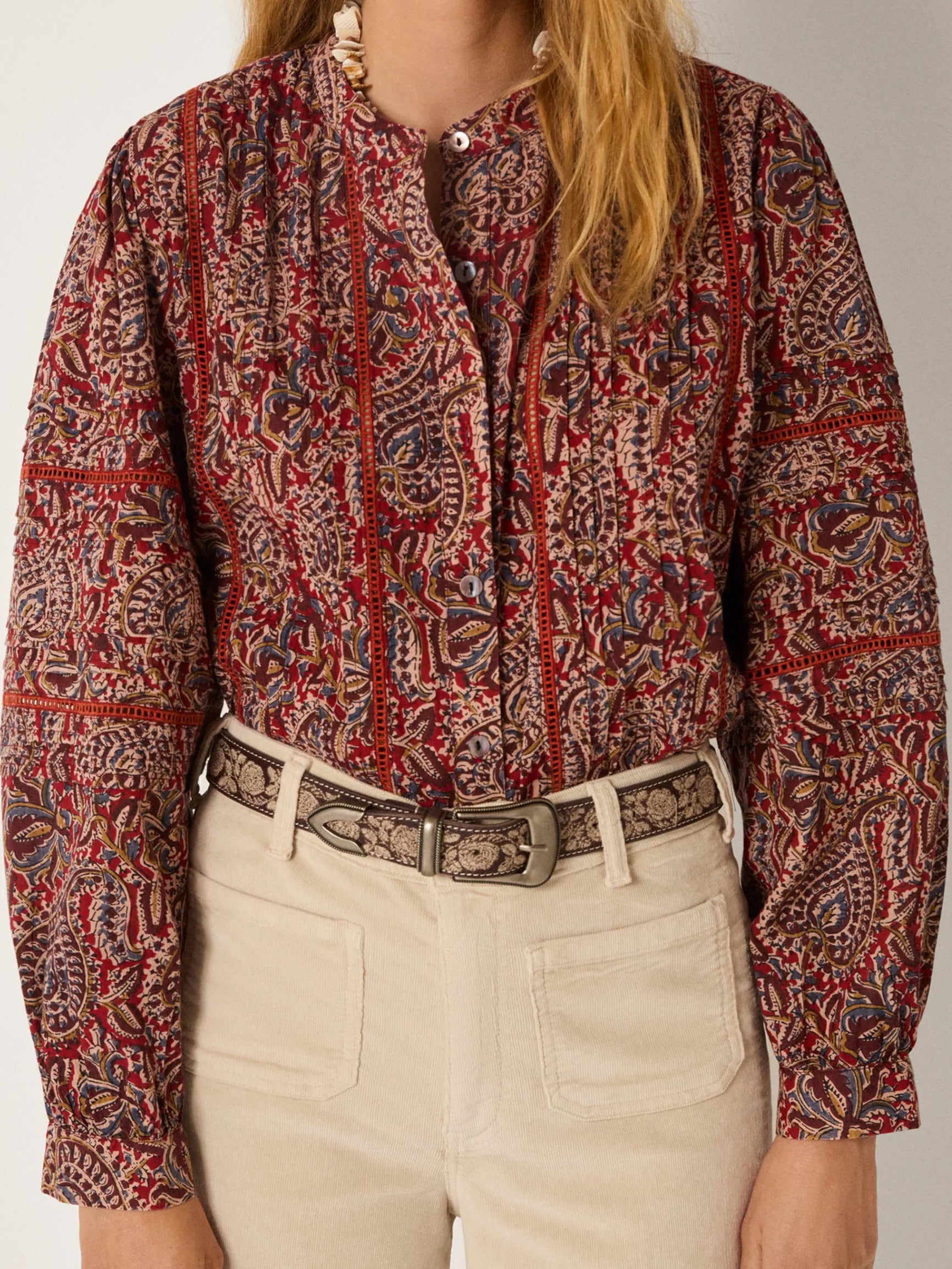 Maison Hotel Serena Blouse