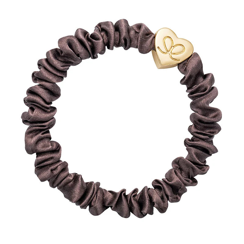 By Eloise Gold Heart Skinny Silk Scrunchie Mocha