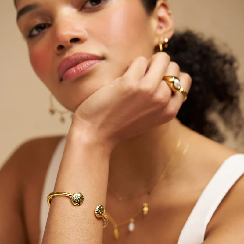 Orelia Shell Open Hinged Bangle
