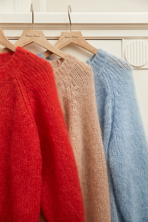 How to Care for Your Knitwear