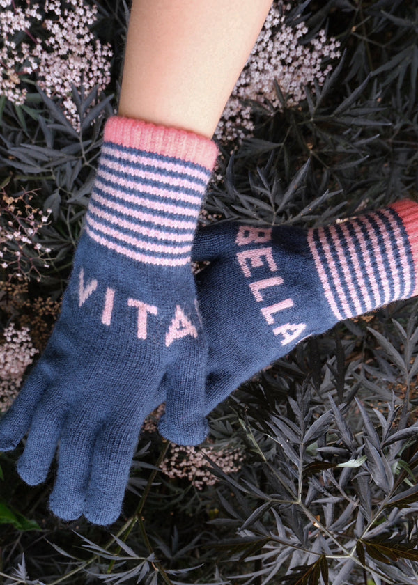 Quinton & Chadwick Vita Bella Gloves in Teal