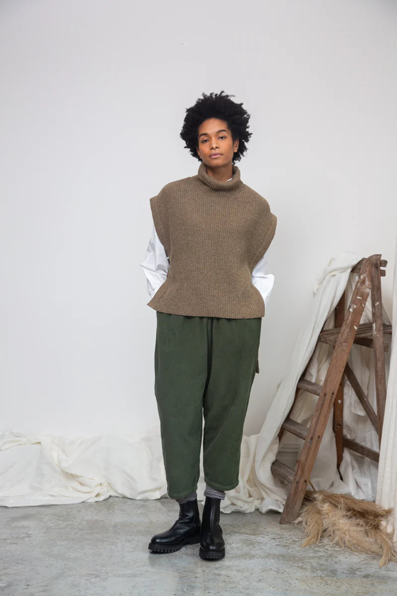 Beaumont Organic Kanon Taupe Knitted Vest