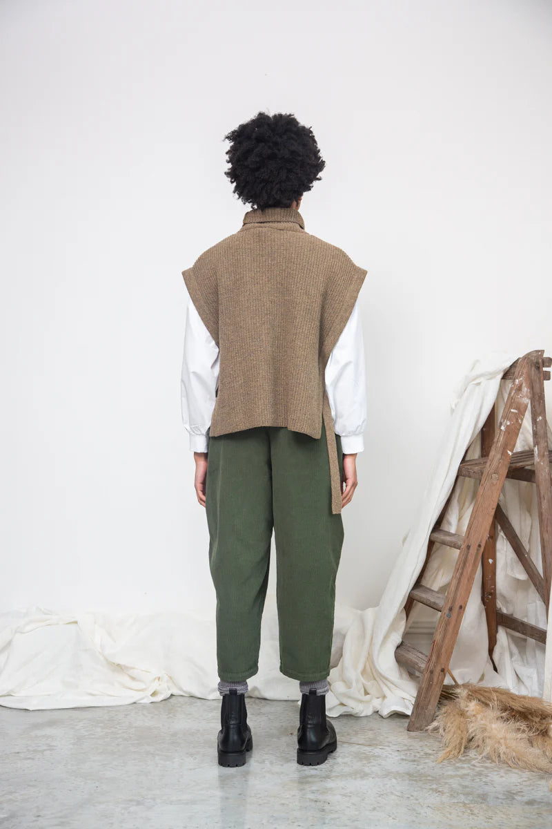 Beaumont Organic Kanon Taupe Knitted Vest