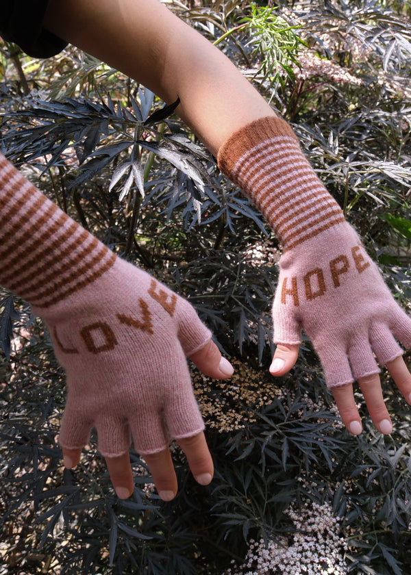 Quinton & Chadwick Love & Hope Fingerless Gloves in Pink