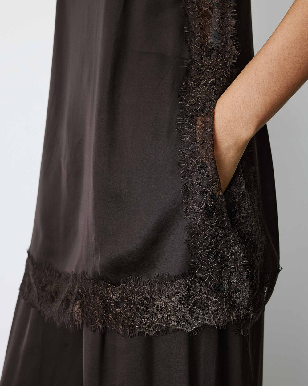 Grace & Mila Blossom Chocolate Top
