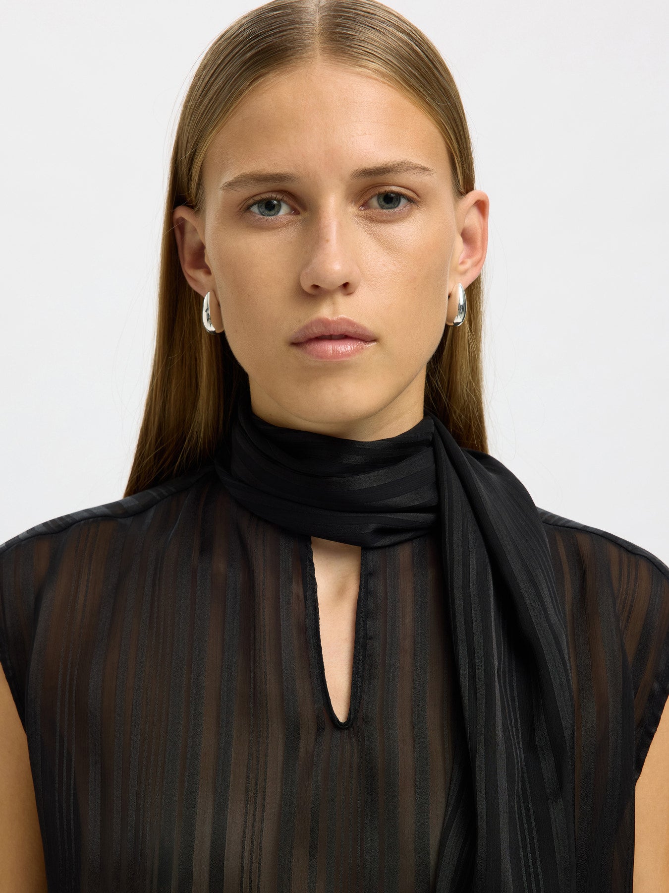 Selected Femme Margrethe Black Tie Top