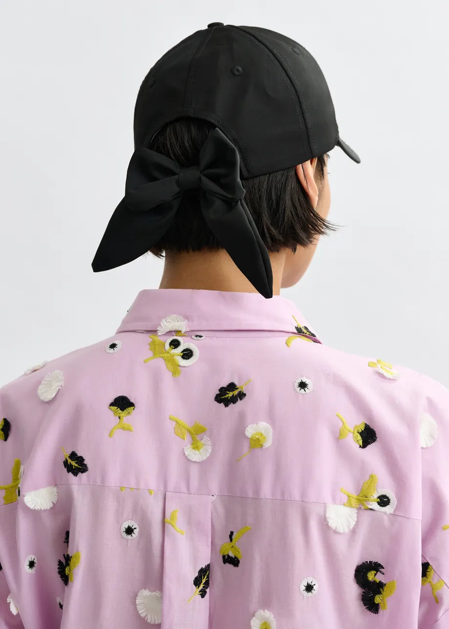 Jiny Black Cap with Bow at Back