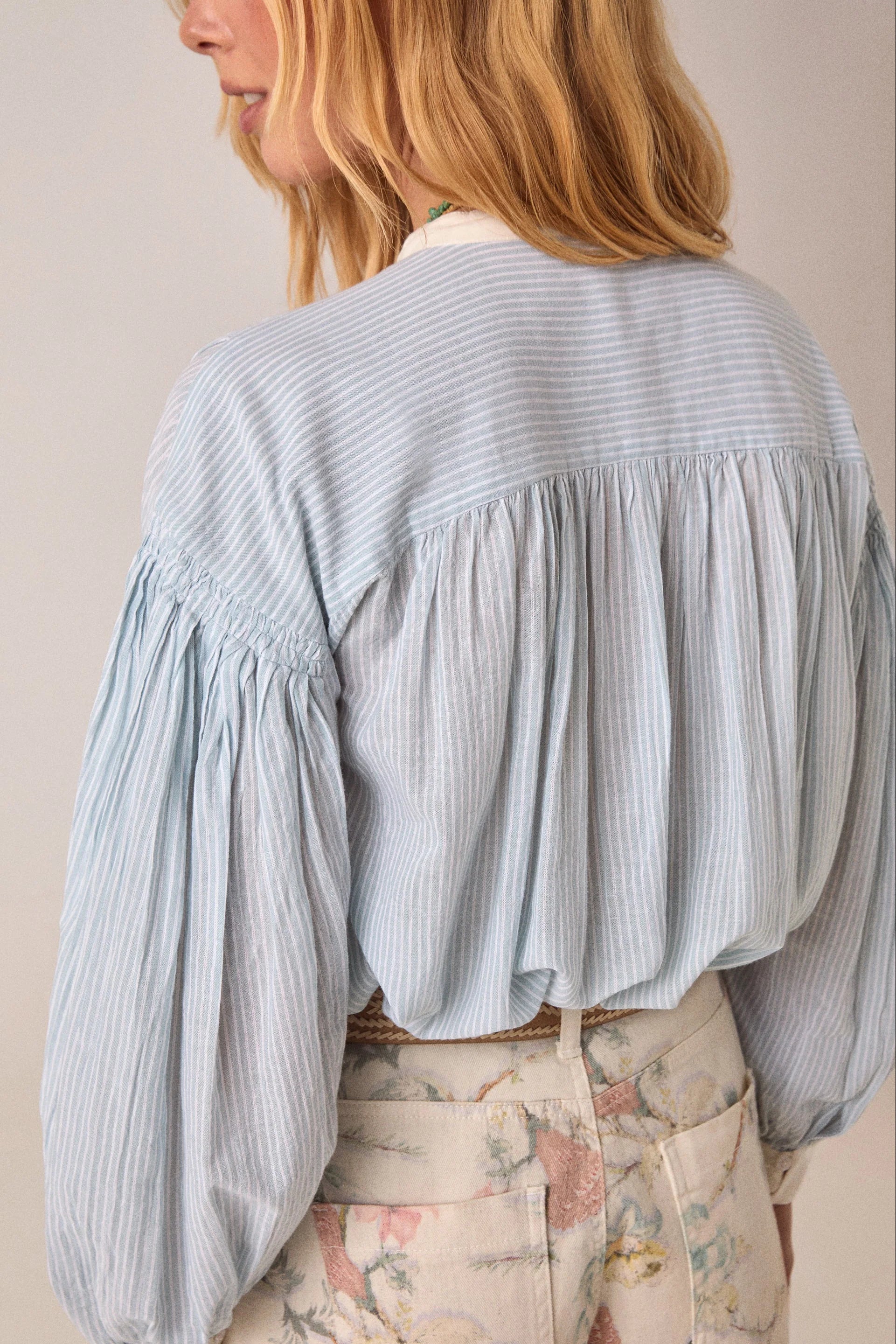 Maison Hotel Maree Bonifacio Blouse