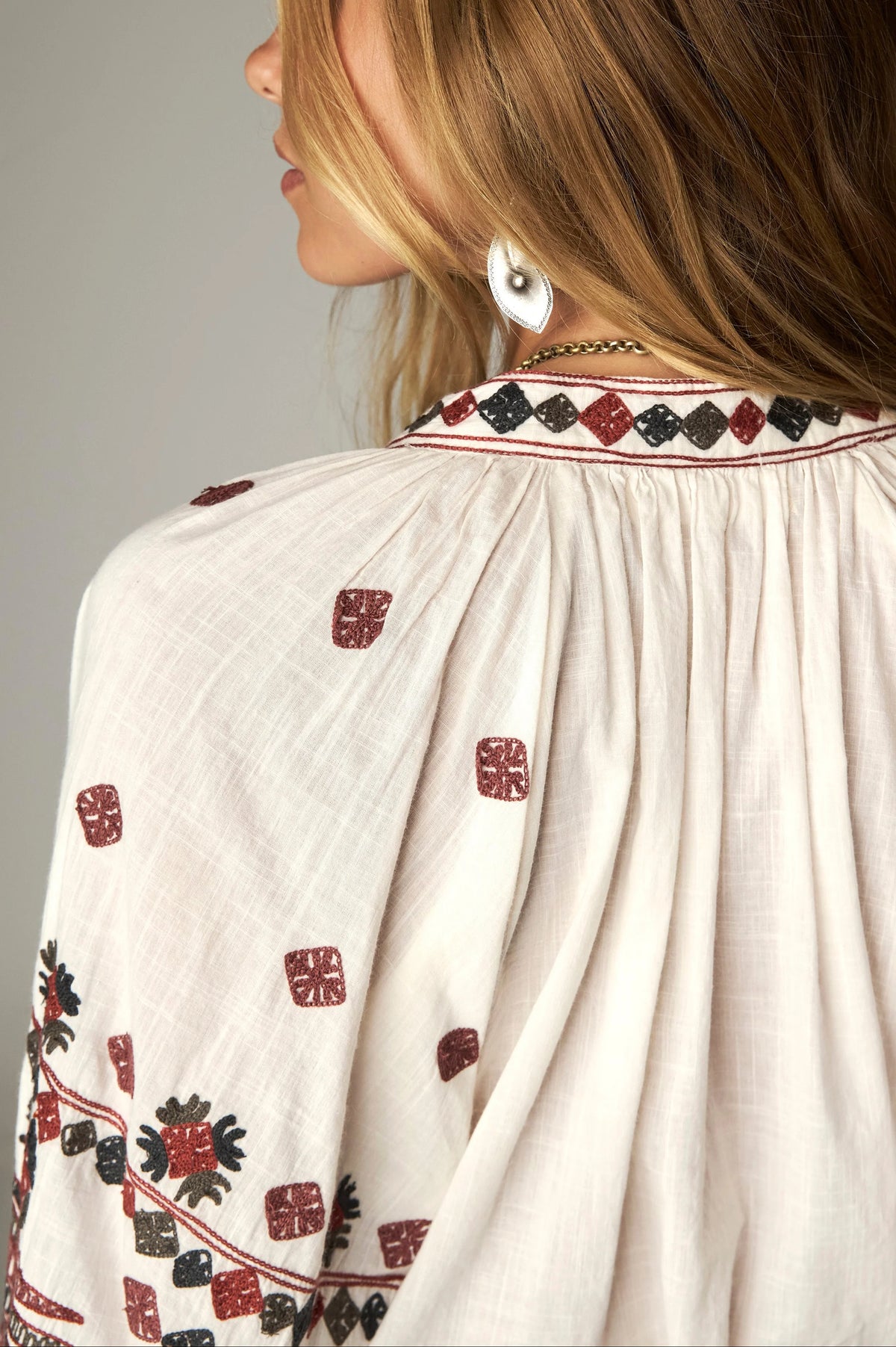 Maison Hotel Bone Blouse Arrows Robin