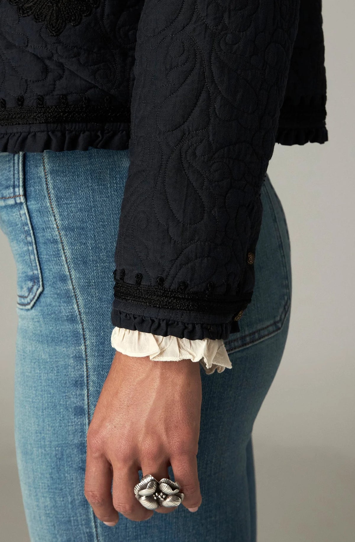 Maison Hotel Paco Ceniza Embroidered Jacket
