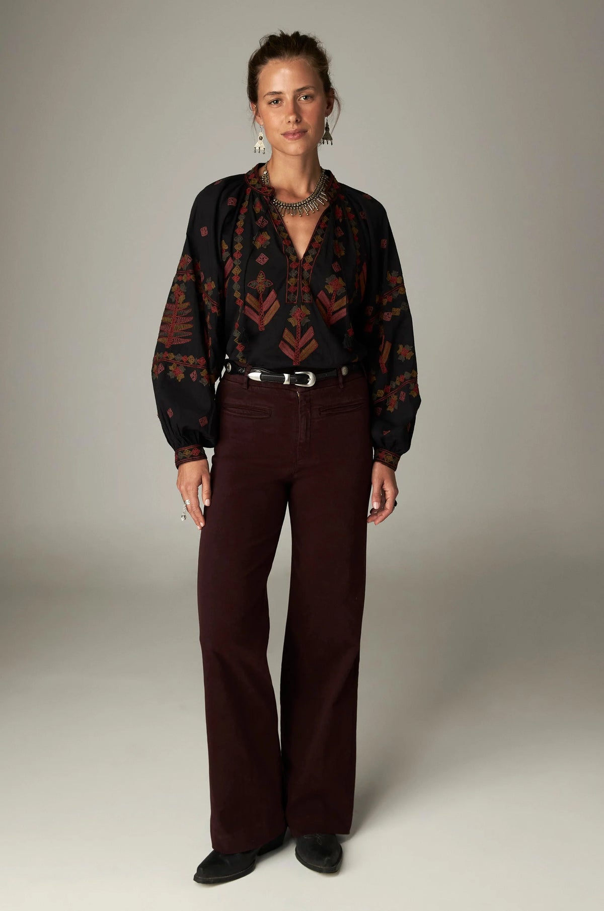 Maison Hotel Robin Blouse Charcoal Arrows