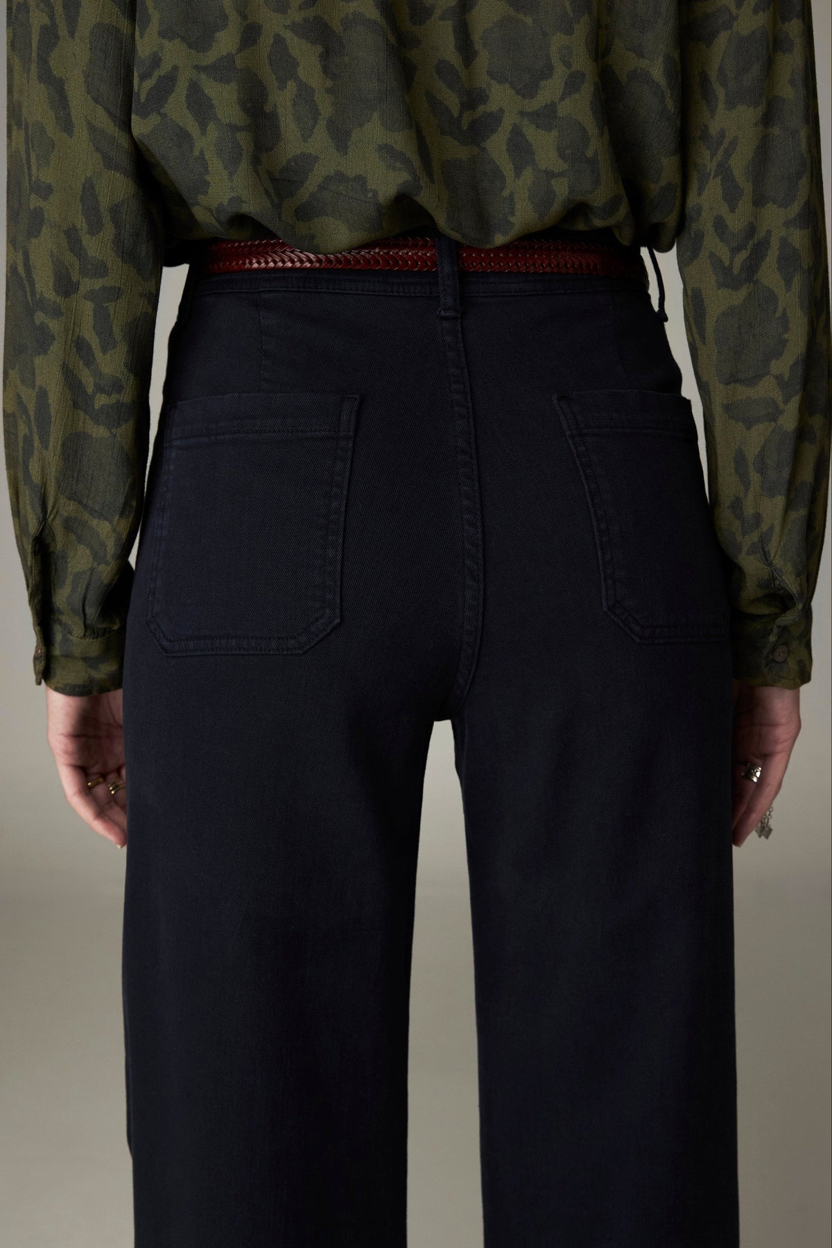 Maison Hotel Giuletta Navy Trouser
