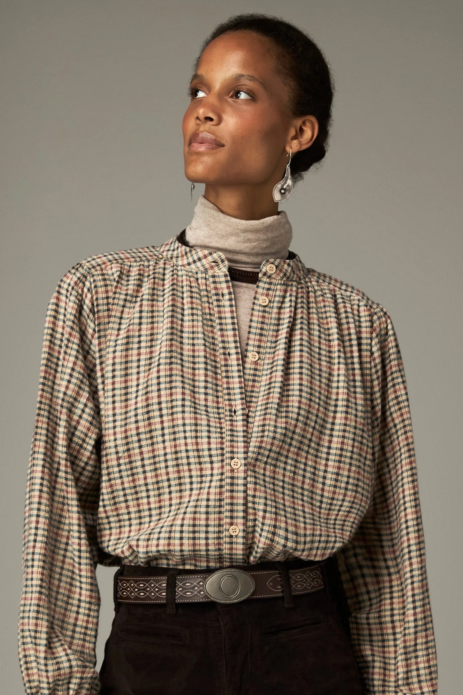 Maison Hotel Vera Rustic Plaid Blouse