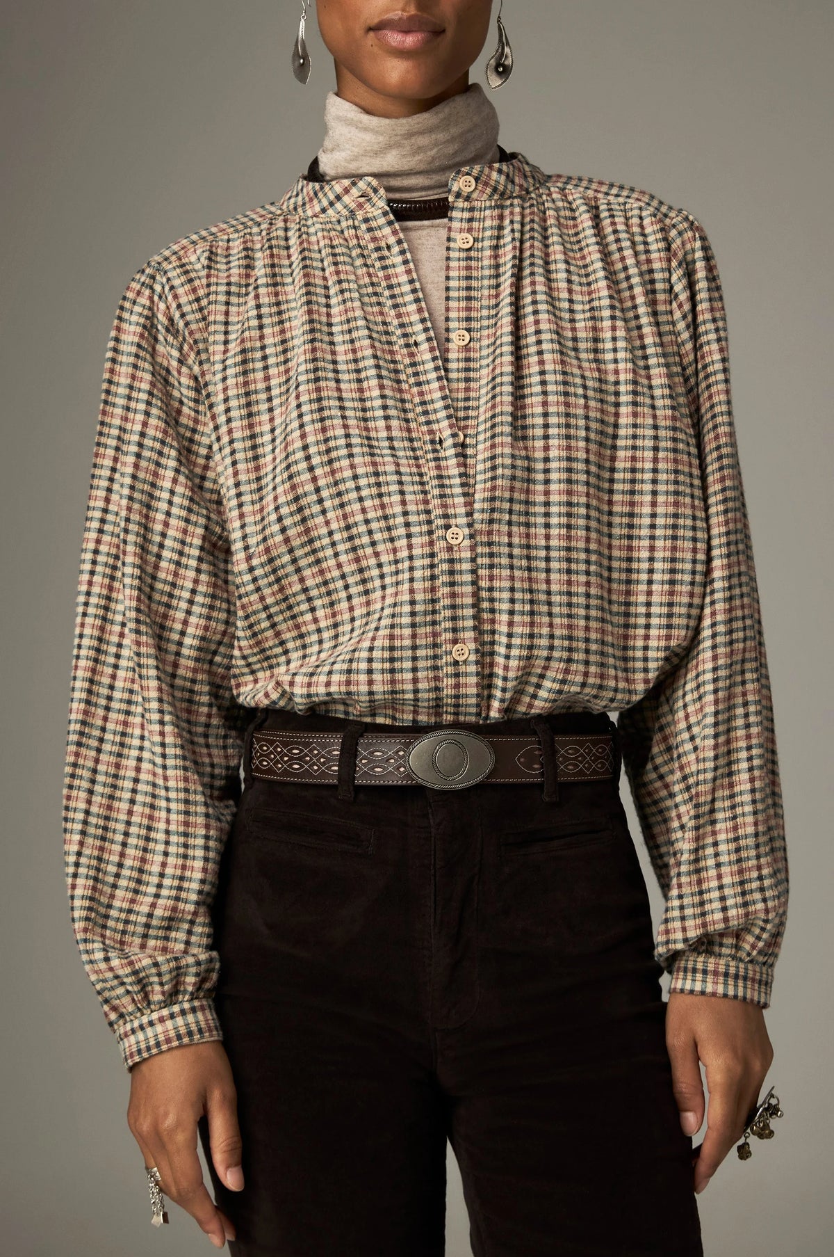 Maison Hotel Vera Rustic Plaid Blouse