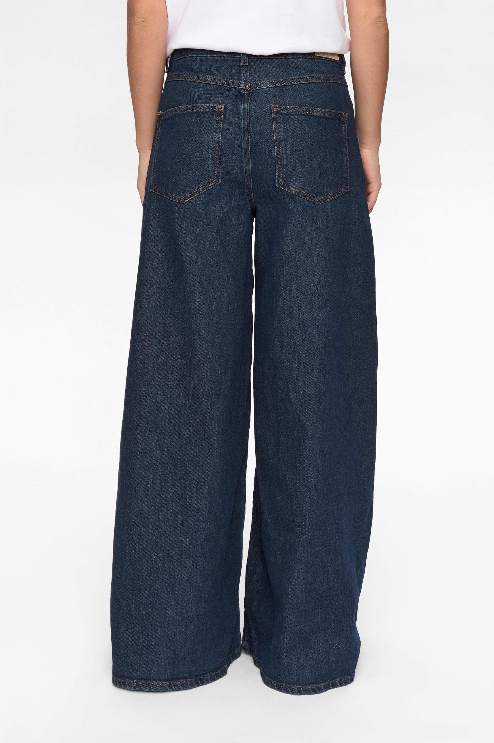 Numph Nuvenice Extra Wide Jean