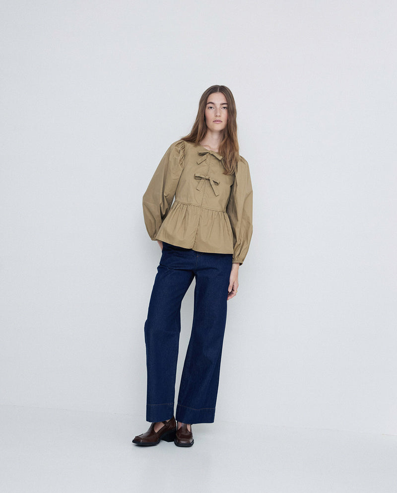 Yerse Caro Olive Green Smock Blouse