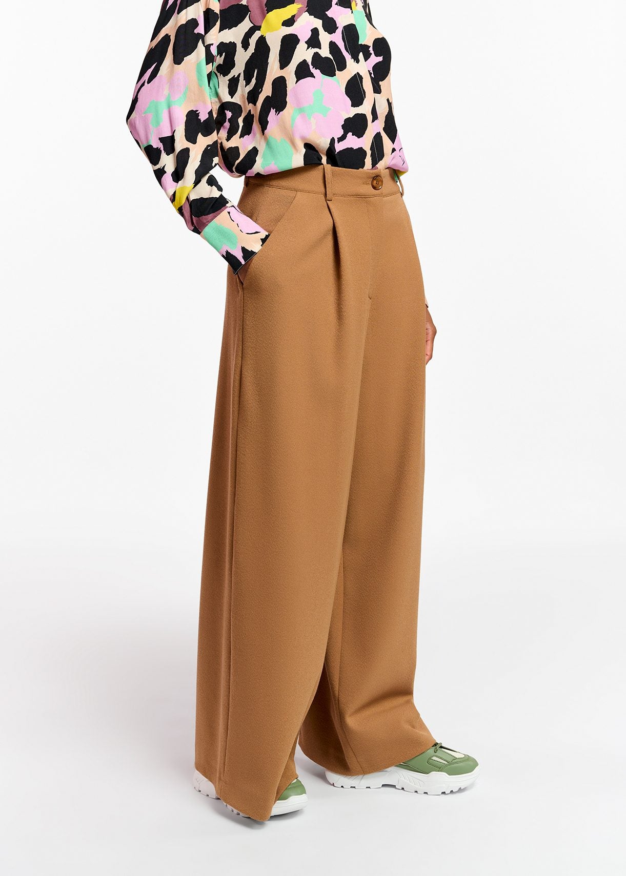 Essentiel Antwerp Employee Wide Leg Trousers