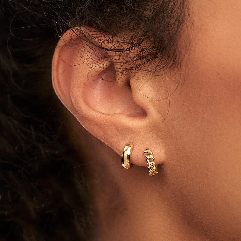 Orelia Chain Huggie Hoops Midsize