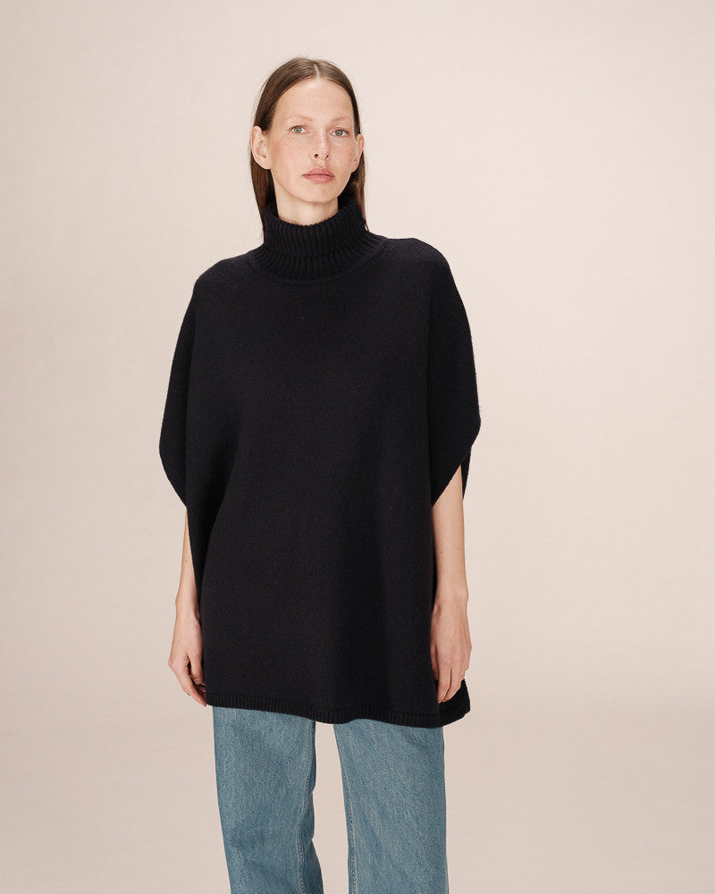 Grace & Mila Saison Turtleneck Poncho
