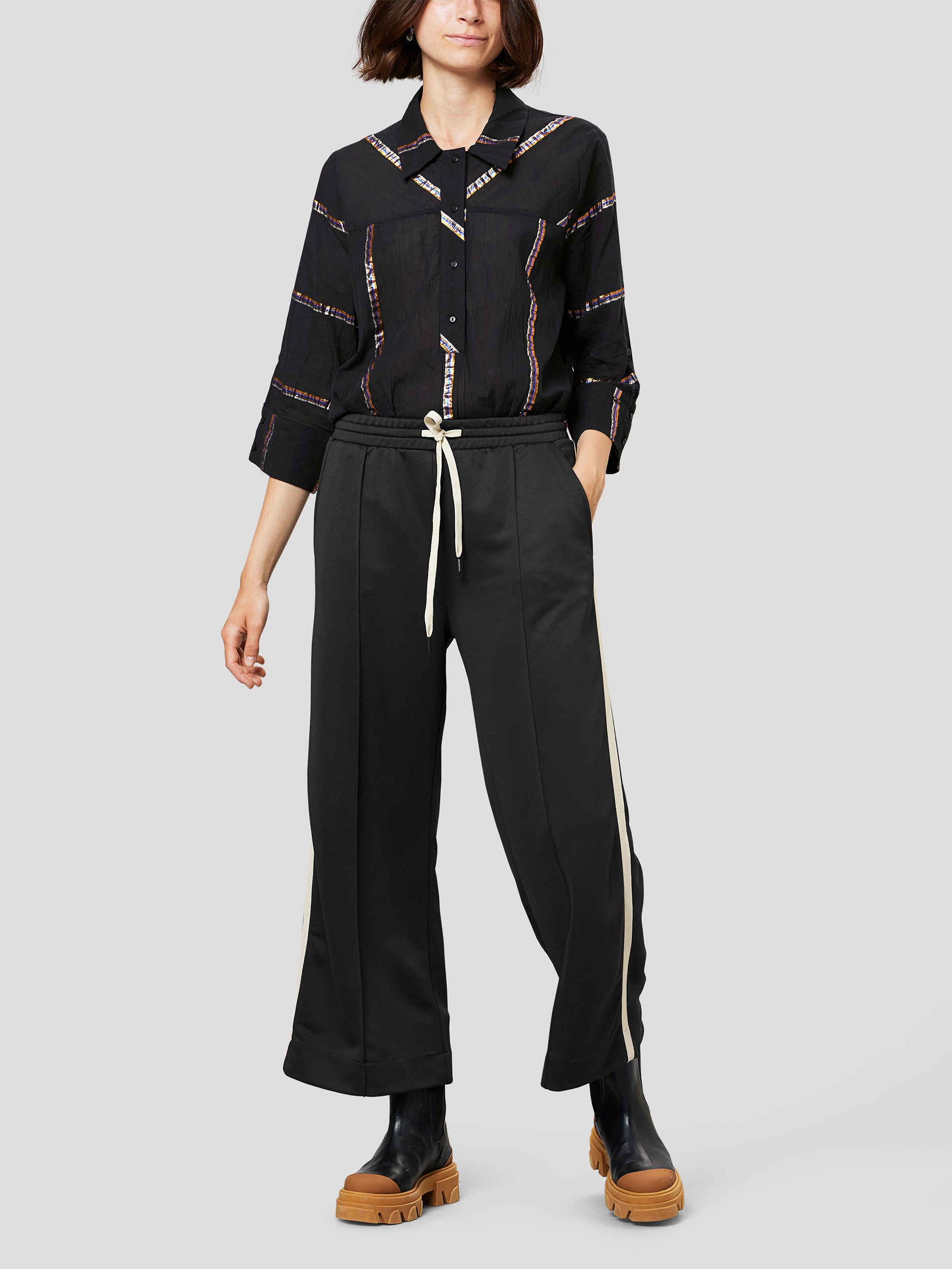 Munthe Cloud Black Track Pant